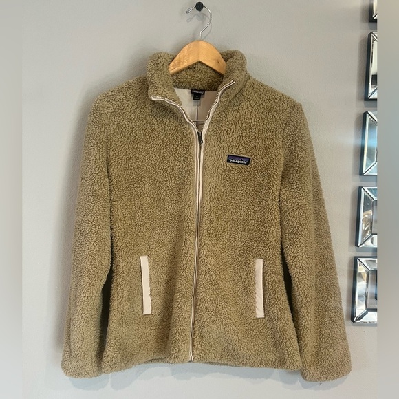 Patagonia Jackets & Blazers - Patagonia Tan/Beige Teddy Sherpa Lined Jacket Size Medium